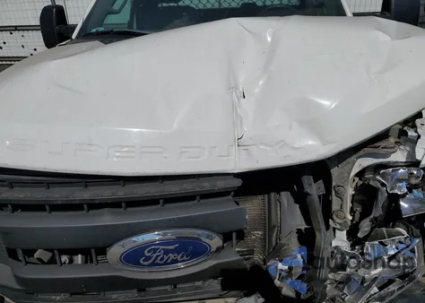 2020 Ford F250 Super Duty из США, поврежденный, VIN 1FTBF2A63LED50221